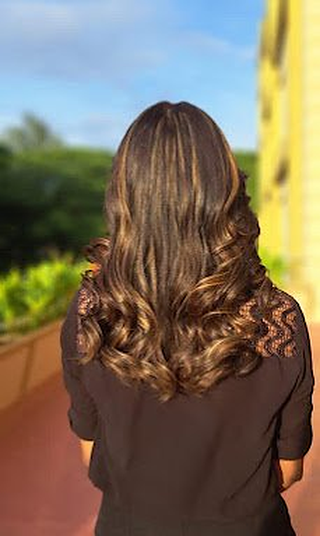 Soft curls and colour by Royal Look